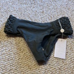 Mikoh Macrame Cheeky Bikini Bottom Small